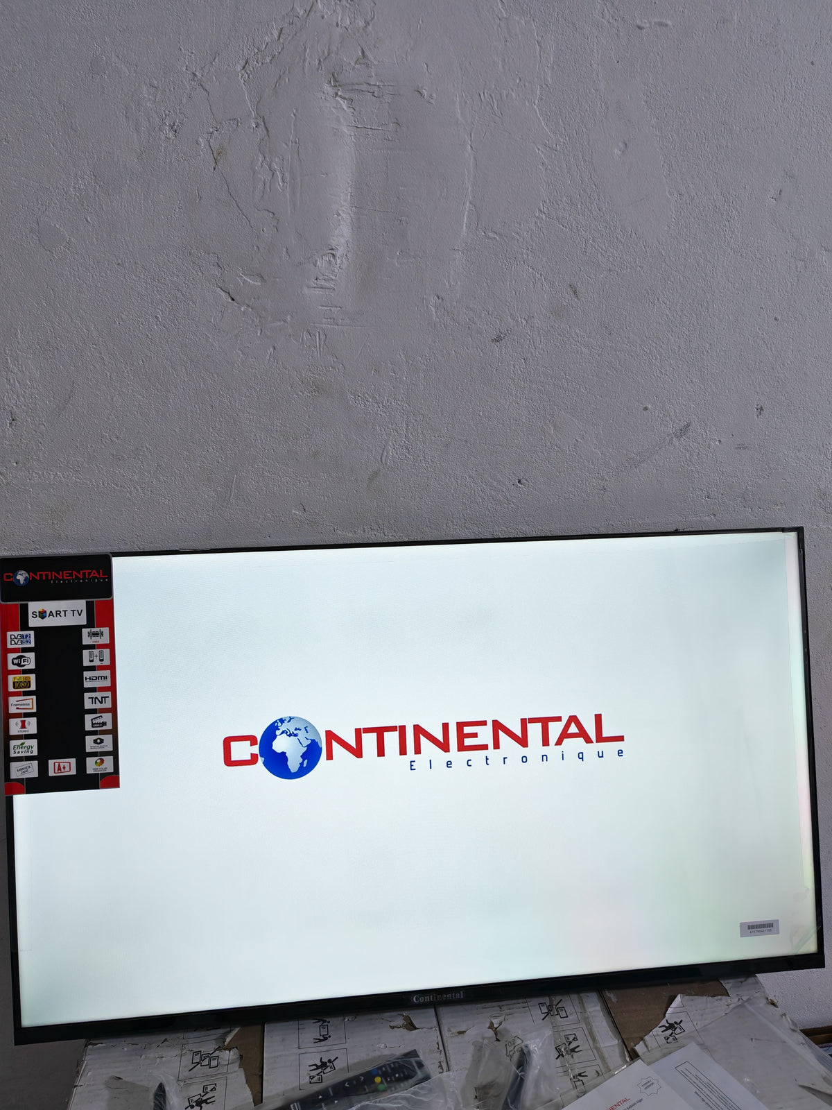 Continental Smart 40 Pouces Avec Démo Intégré
