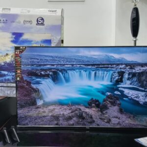 Geant 43 Pouces Smart Android 14