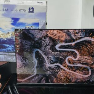 Geant 43 Pouces Smart Android 14